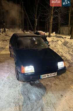 Лифтбек ЗАЗ 1103 Славута 2005 в Коростене