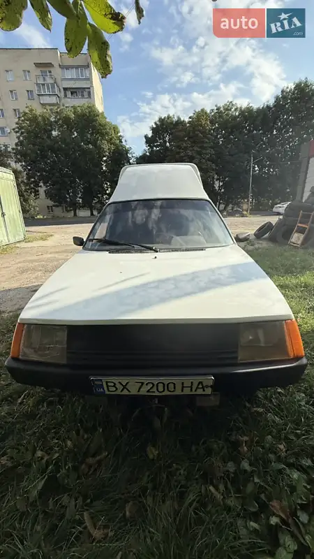 ЗАЗ 11055