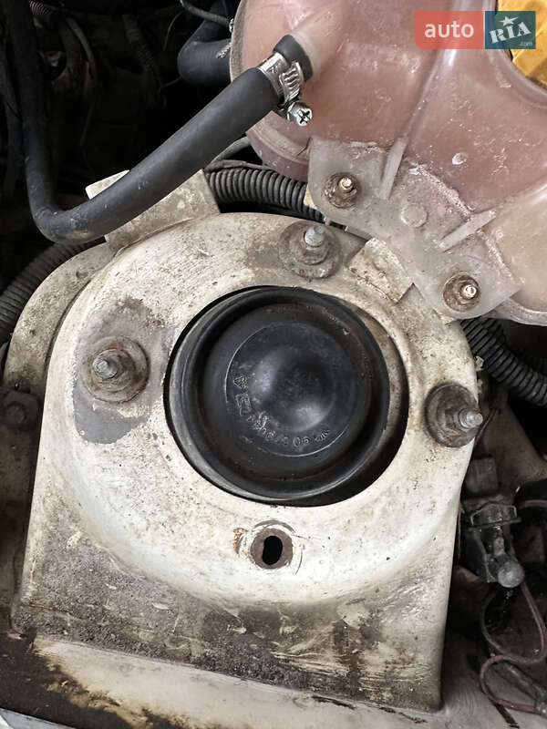 Седан ЗАЗ 1306 2002 в Днепре