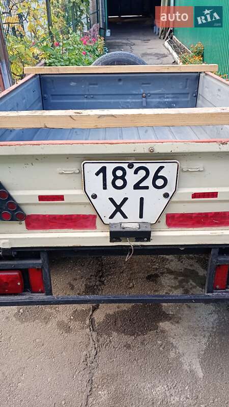 Легковий причіп ЗАЗ 810 Степок 1994 в Харкові фото 4 Легковий причіп ЗАЗ 810 Степок 1994 в Харкові