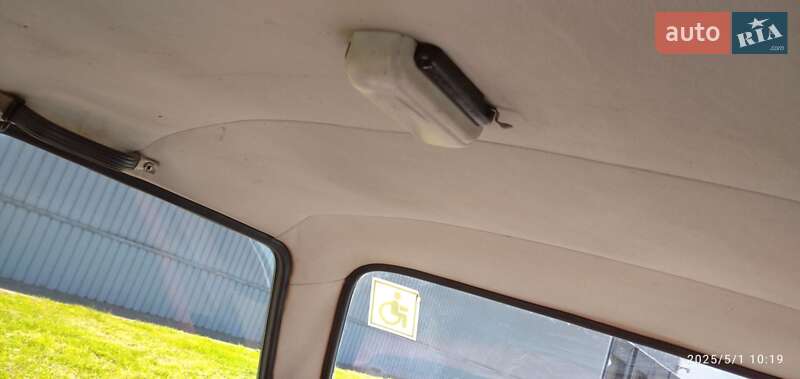 Седан ЗАЗ 968 1975 в Дніпрі