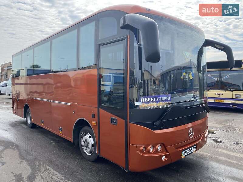 Туристический / Междугородний автобус ЗАЗ A10 2011 в Житомире