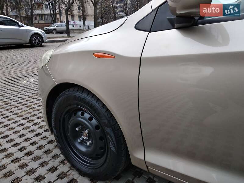 Хэтчбек ЗАЗ Forza 2012 в Киеве