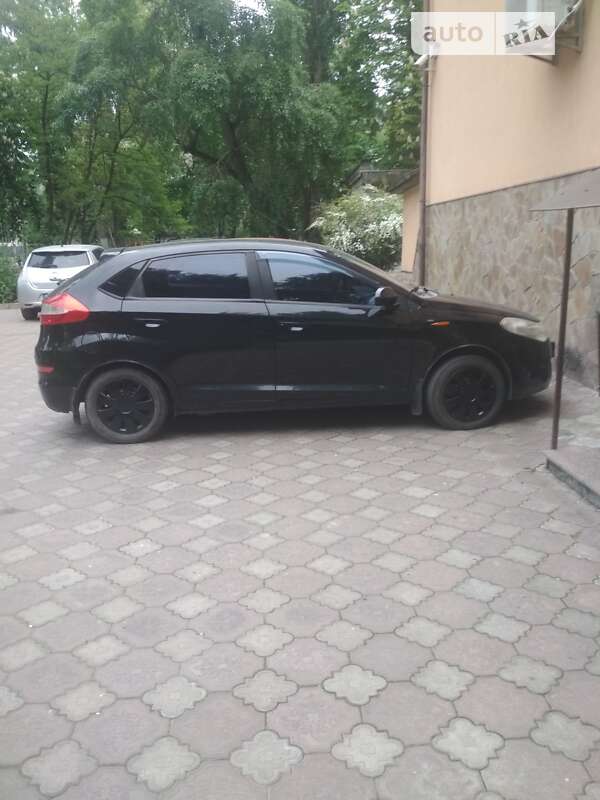 Хэтчбек ЗАЗ Forza 2012 в 