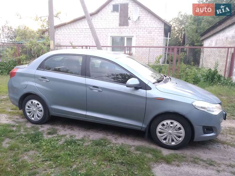 Ліфтбек ЗАЗ Forza 2013 в Чернігові