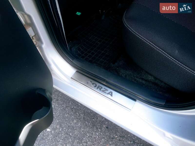 Хэтчбек ЗАЗ Forza 2011 в Полтаве