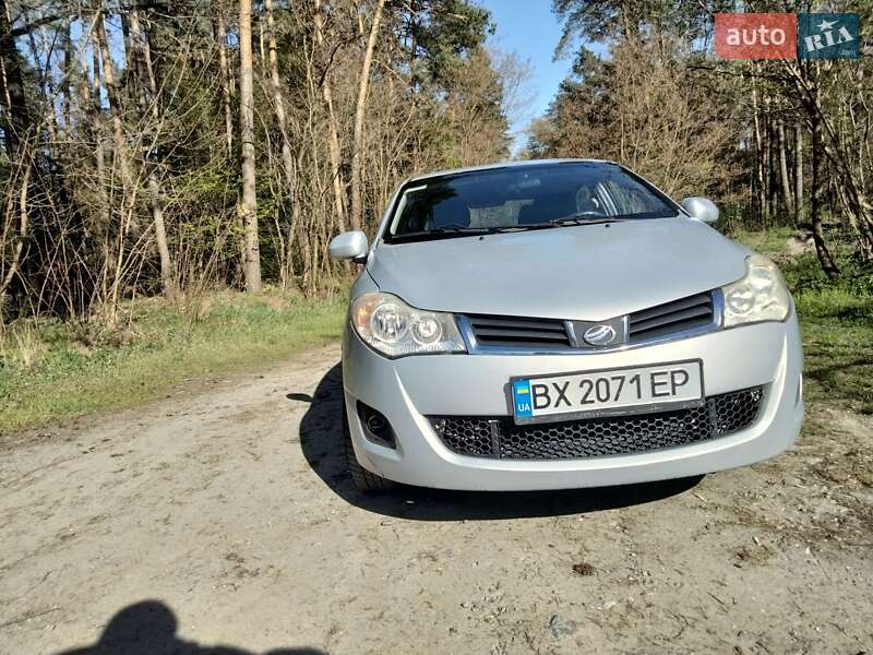 Лифтбек ЗАЗ Forza 2011 в 