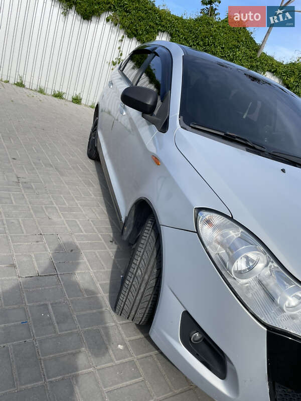 Хетчбек ЗАЗ Forza 2012 в Запоріжжі фото 4 Хетчбек ЗАЗ Forza 2012 в Запоріжжі