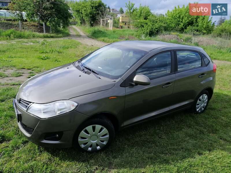 Хэтчбек ЗАЗ Forza 2012 в 