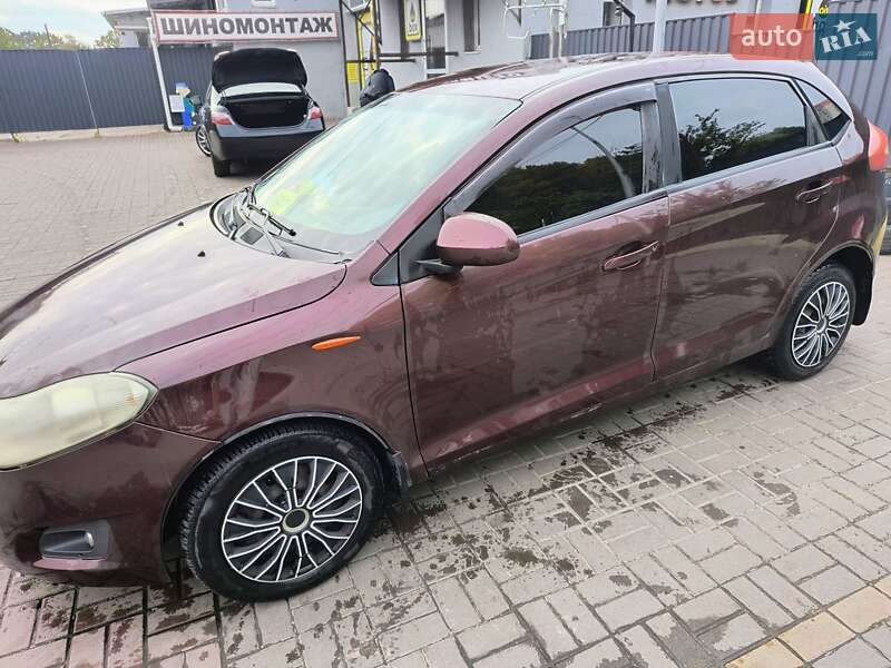 Хэтчбек ЗАЗ Forza 2011 в Броварах фото 5 Хэтчбек ЗАЗ Forza 2011 в Броварах