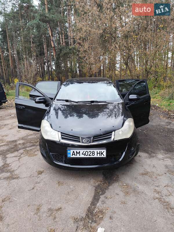 ЗАЗ Forza 2012 ЗАЗ Forza 2012