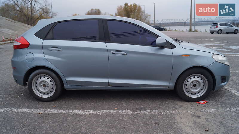 Хетчбек ЗАЗ Forza 2012 в Києві фото 3 Хетчбек ЗАЗ Forza 2012 в Києві