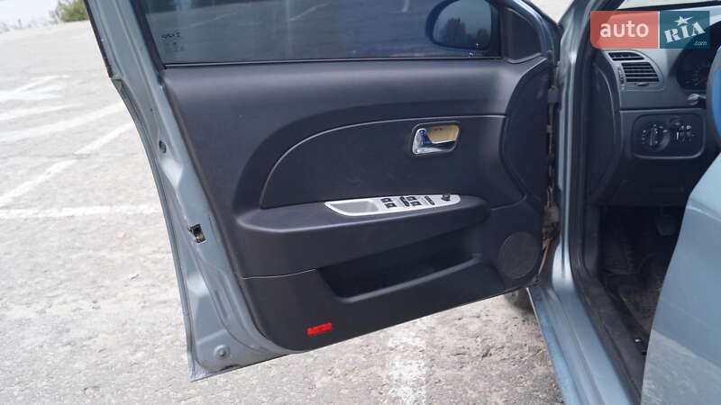 Хетчбек ЗАЗ Forza 2012 в Києві фото 12 Хетчбек ЗАЗ Forza 2012 в Києві