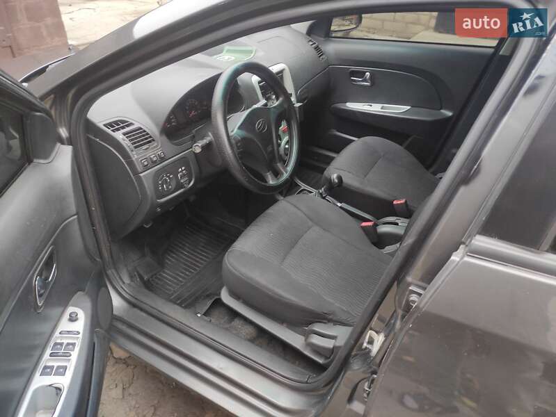 Хэтчбек ЗАЗ Forza 2012 в Кривом Роге фото 4 Хэтчбек ЗАЗ Forza 2012 в Кривом Роге