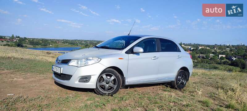 Лифтбек ЗАЗ Forza 2011 в Лозоватке