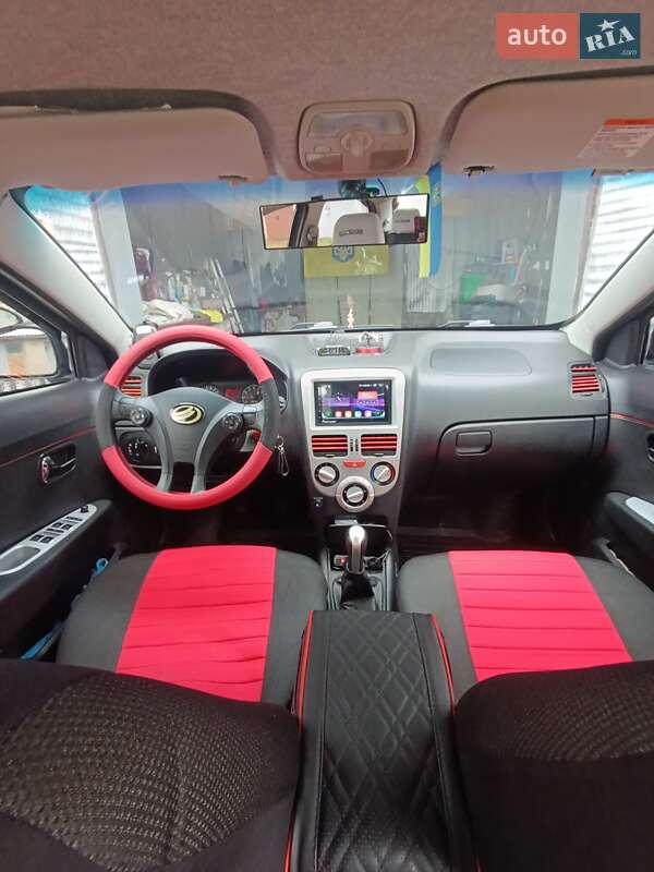 Лифтбек ЗАЗ Forza 2012 в Староконстантинове