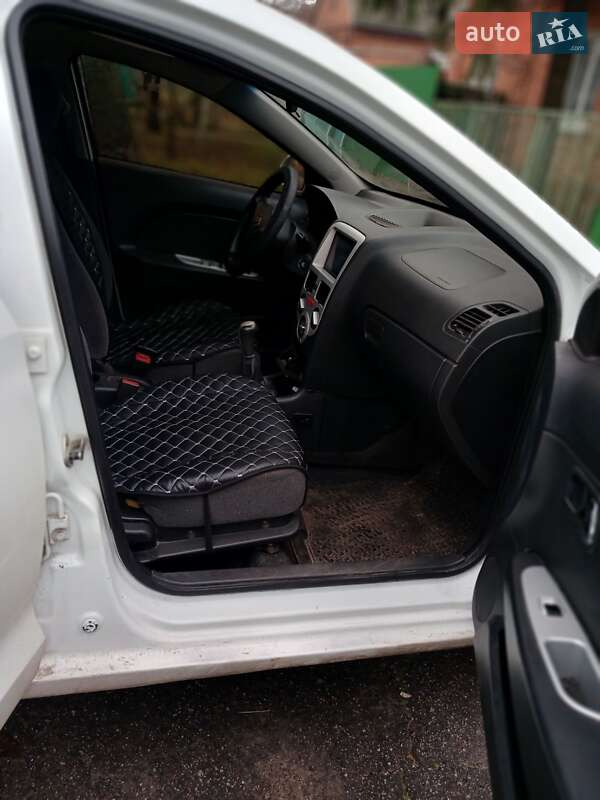 Хэтчбек ЗАЗ Forza 2011 в Сумах фото 4 Хэтчбек ЗАЗ Forza 2011 в Сумах