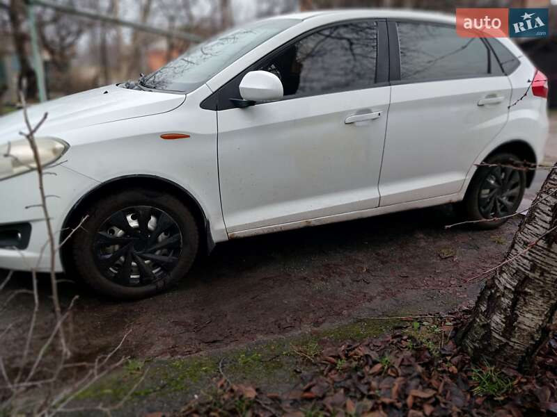 Хэтчбек ЗАЗ Forza 2011 в Сумах фото 2 Хэтчбек ЗАЗ Forza 2011 в Сумах