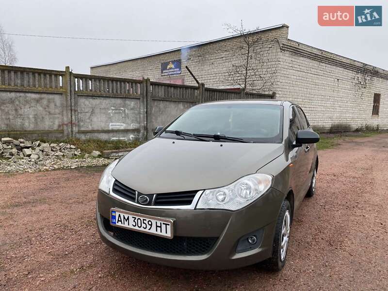 ЗАЗ Forza 2012 ЗАЗ Forza 2012