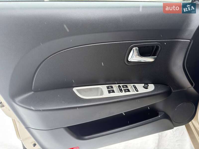 Лифтбек ЗАЗ Forza 2012 в Ахтырке фото 53 Лифтбек ЗАЗ Forza 2012 в Ахтырке