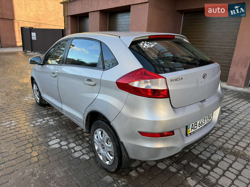 Хэтчбек ЗАЗ Forza 2011 в Виннице