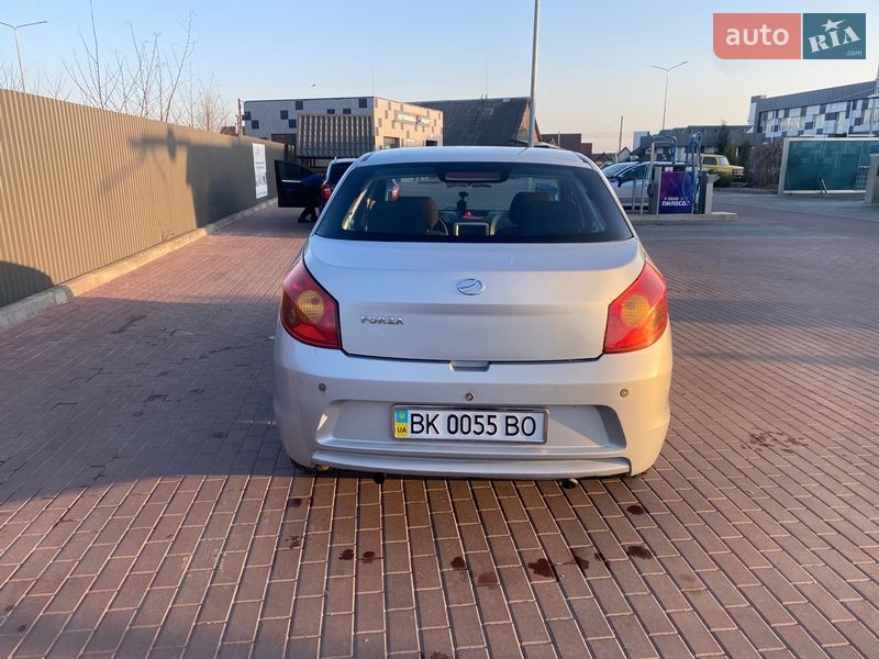 Ліфтбек ЗАЗ Forza 2012 в Сарнах