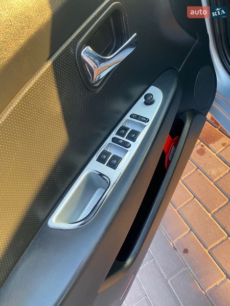 Ліфтбек ЗАЗ Forza 2012 в Сарнах