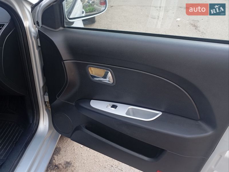 Хэтчбек ЗАЗ Forza 2012 в Черкассах