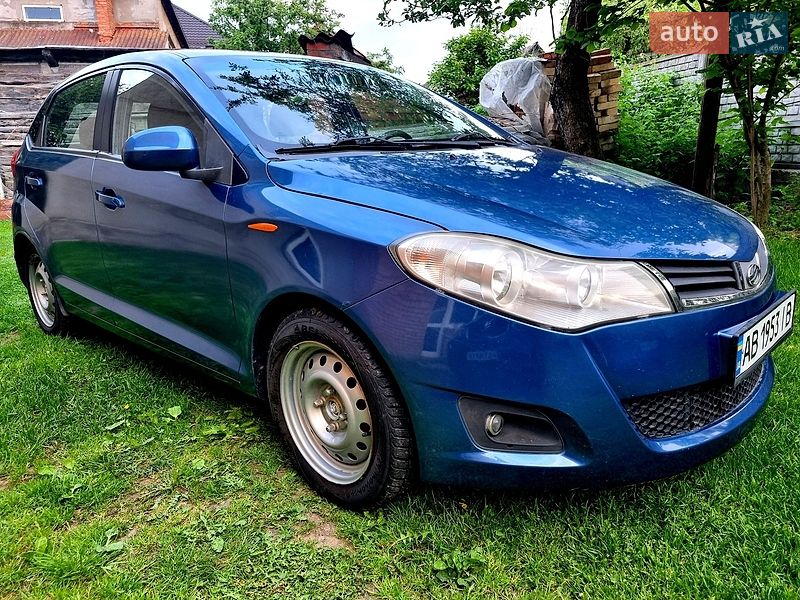 ЗАЗ Forza 2012 ЗАЗ Forza 2012