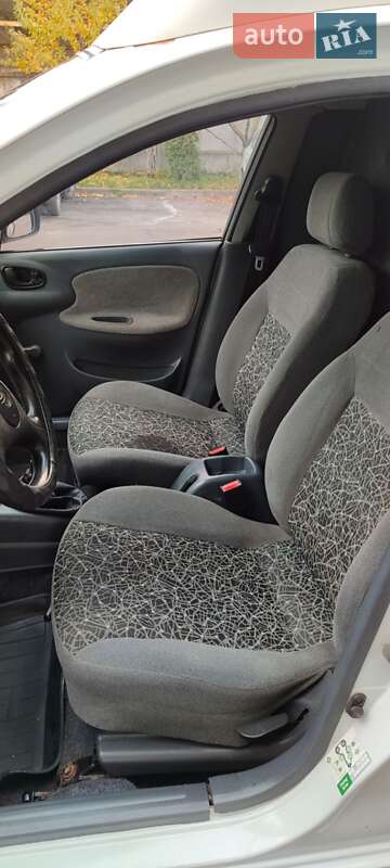 Вантажопасажирський фургон ЗАЗ Lanos Cargo 2011 в Тернополі фото 4 Вантажопасажирський фургон ЗАЗ Lanos Cargo 2011 в Тернополі