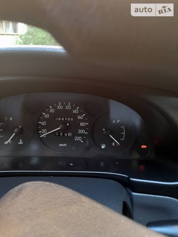 Седан ЗАЗ Lanos 2010 в Киеве