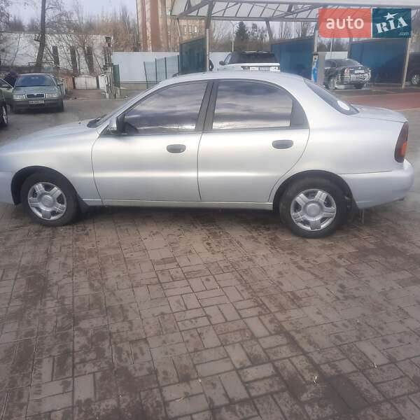 Седан ЗАЗ Lanos 2015 в Києві