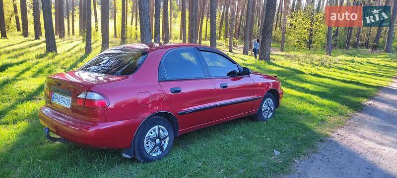 Седан ЗАЗ Lanos 2008 в Коростене