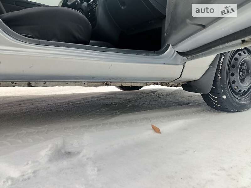 Седан ЗАЗ Lanos 2011 в Луцьку