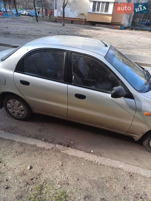 Седан ЗАЗ Lanos 2010 в Києві