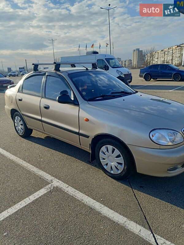 Седан ЗАЗ Lanos 2011 в Киеве