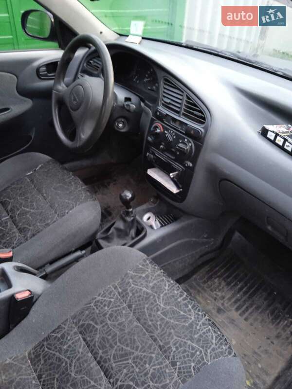 Седан ЗАЗ Lanos 2007 в Валках