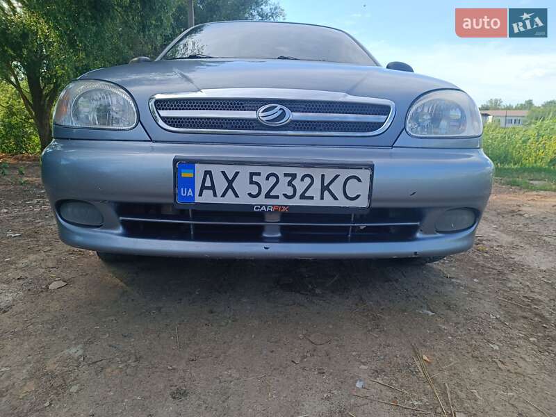 Седан ЗАЗ Lanos 2010 в Харкові