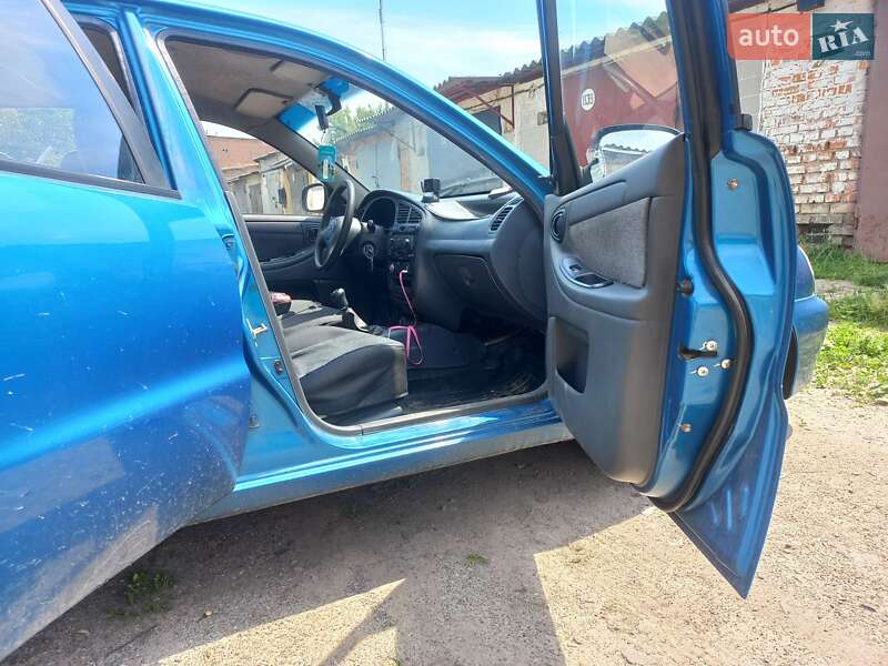 Седан ЗАЗ Lanos 2011 в Конотопі