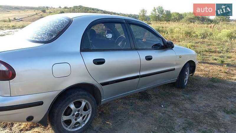 Седан ЗАЗ Lanos 2007 в Карлівці