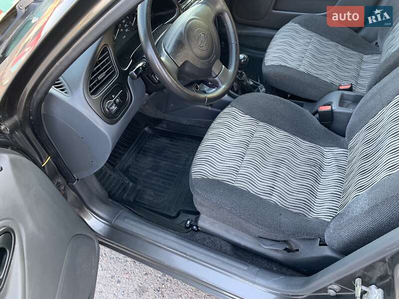 Седан ЗАЗ Lanos 2014 в Киеве