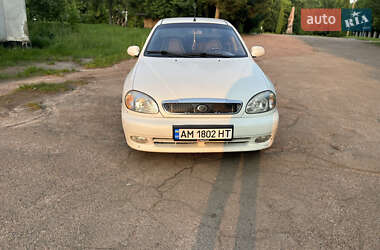 Седан ЗАЗ Lanos 2012 в Коростене