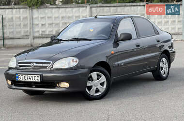 Седан ЗАЗ Lanos 2011 в Киеве