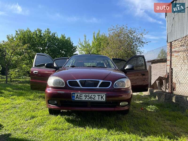 Седан ЗАЗ Lanos 2011 в Дніпрі