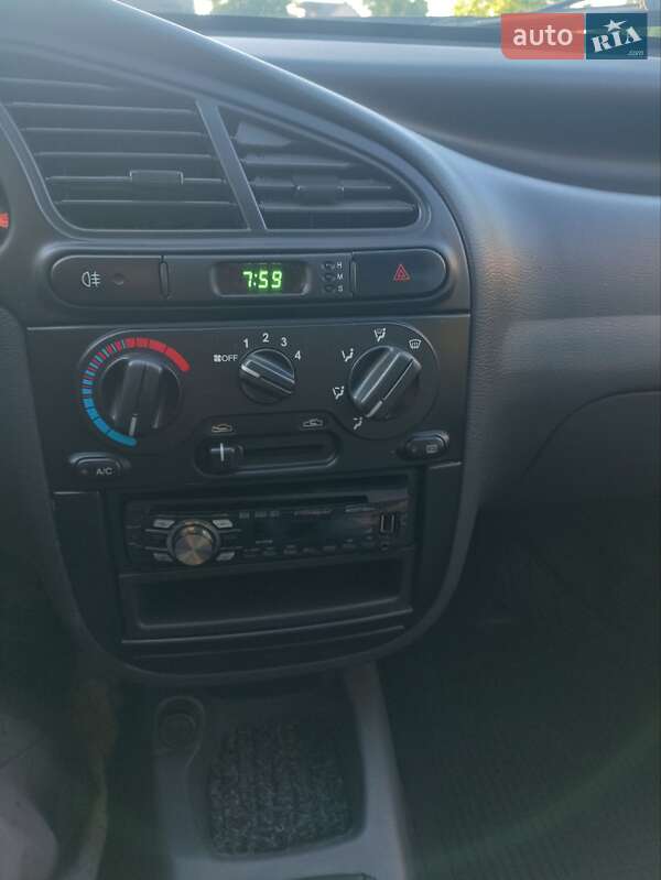 Седан ЗАЗ Lanos 2011 в Києві