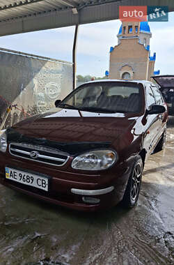 Седан ЗАЗ Lanos 2005 в Дніпрі