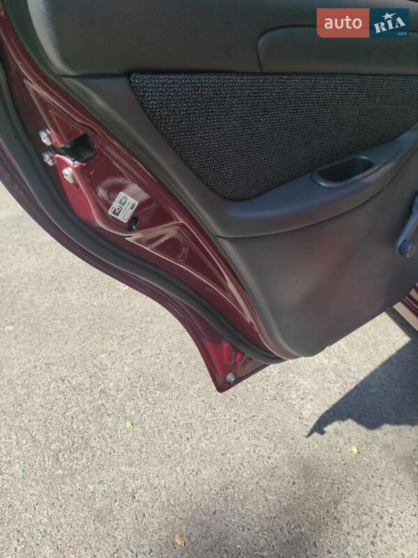 Седан ЗАЗ Lanos 2013 в Днепре