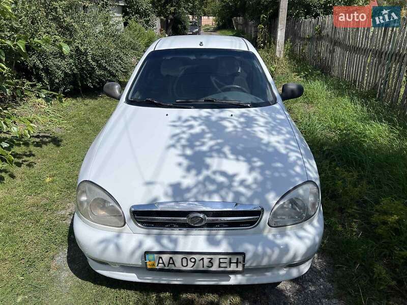 Седан ЗАЗ Lanos 2011 в Києві