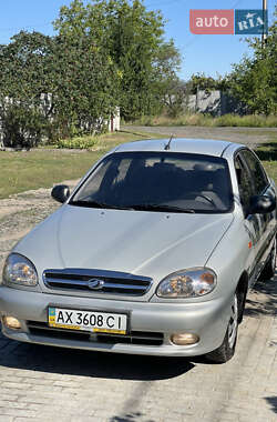 Седан ЗАЗ Lanos 2011 в 
