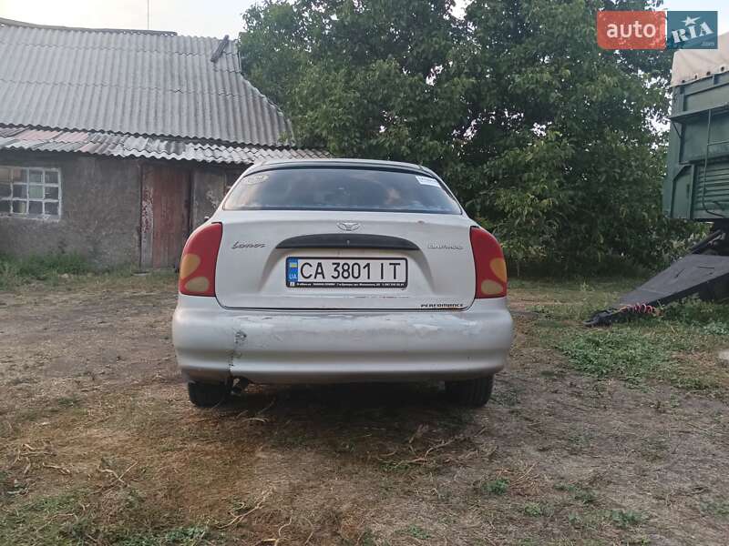 Седан ЗАЗ Lanos 2005 в Калиті
